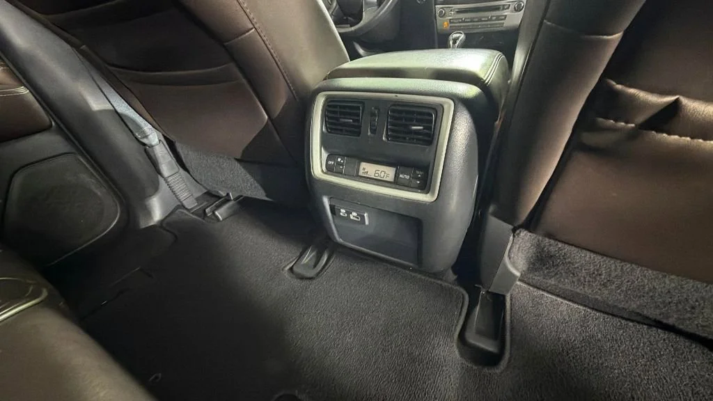 Used 2019 White INFINITI LUXE image 35