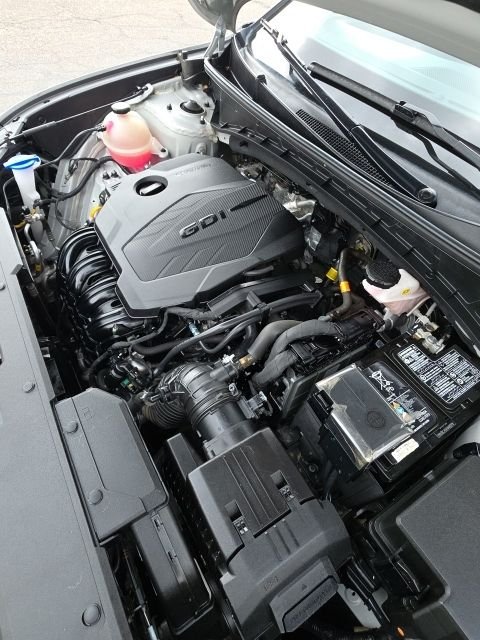 Used 2022 Silver Hyundai SEL image 24
