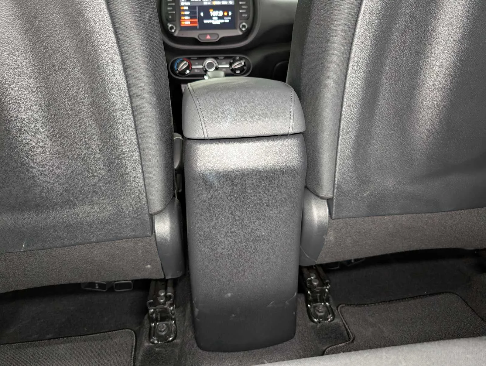 Certified Used 2025 Snow White Pearl Kia LX image 21