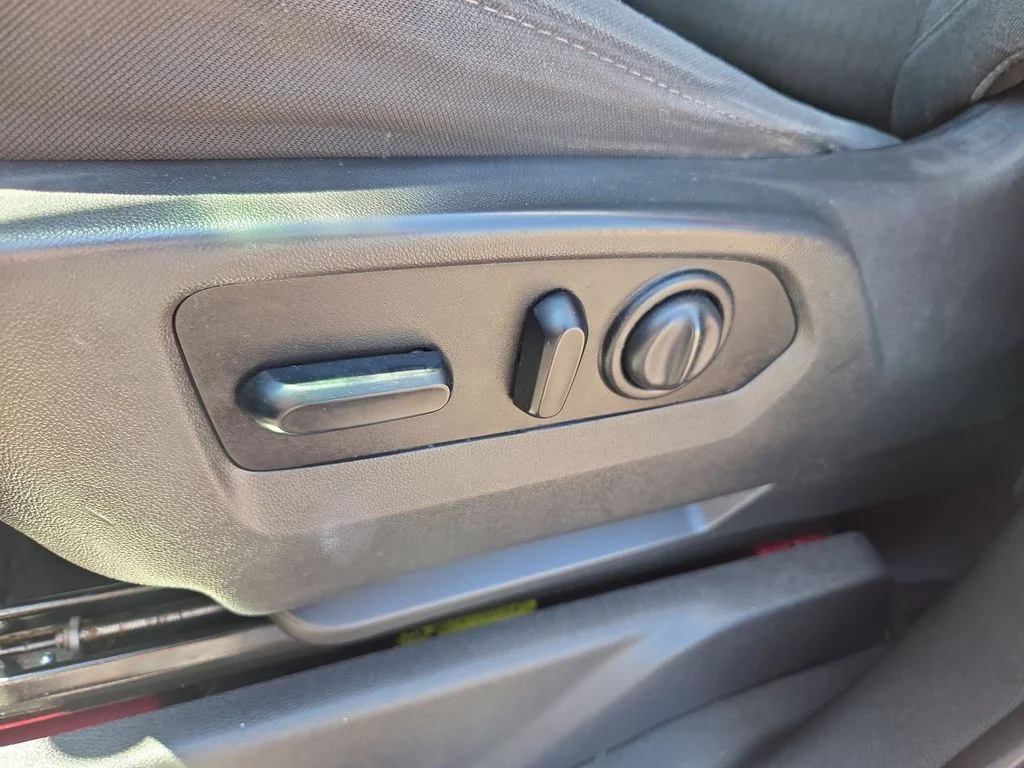 Used 2020 Red Chevrolet LT image 13