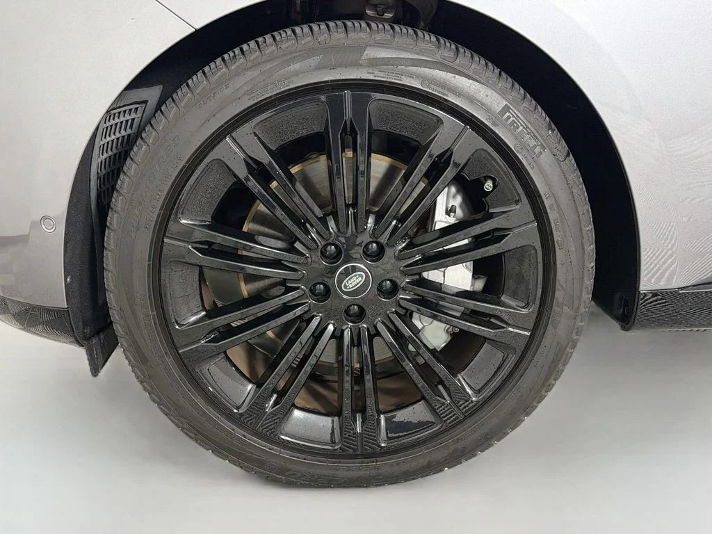 Certified Used 2023 Eiger Gray Metallic Land Rover SE image 34