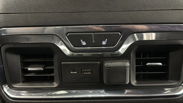 Used 2020 Onyx Black GMC AT4 image 38