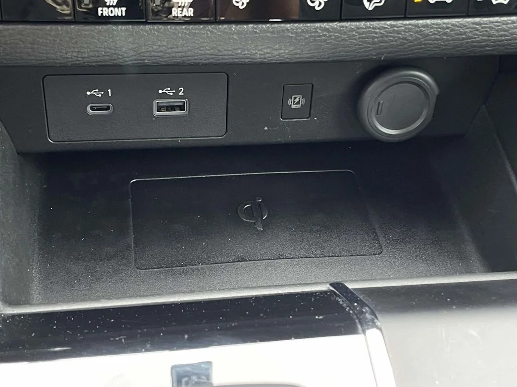 2025 Mitsubishi Outlander Plug-in Hybrid SE - Photo 20