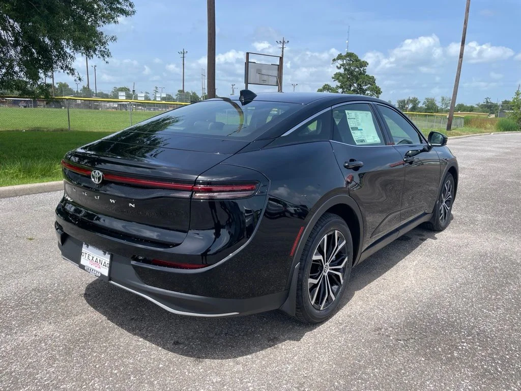 New 2026 Black Toyota XLE image 7