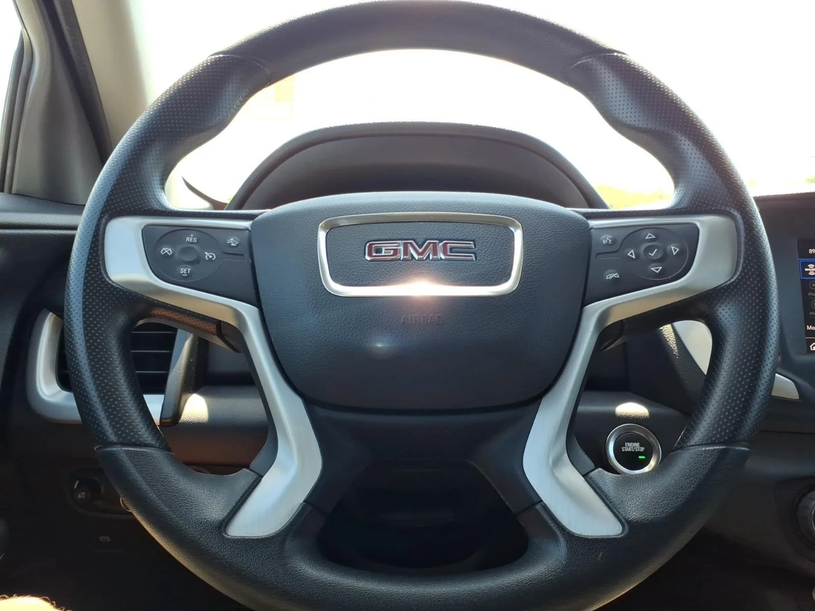 Used 2024 Summit White GMC SLE image 24