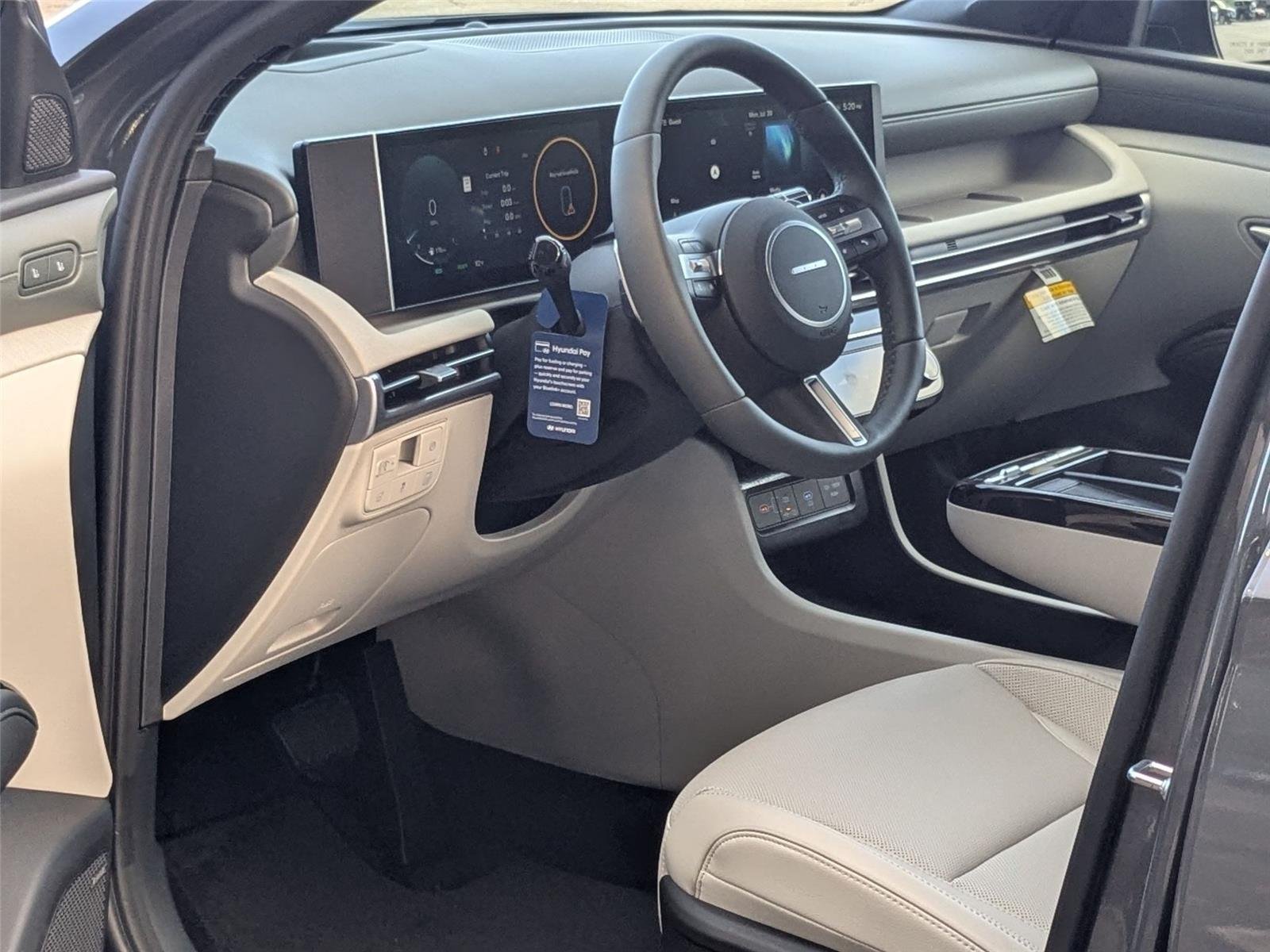 New 2026 Ecotronic Gray Hyundai Limited image 2