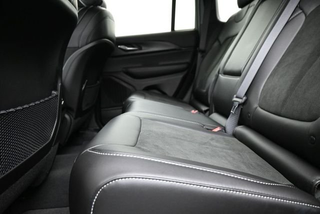Used 2025 White Jeep Altitude X image 15