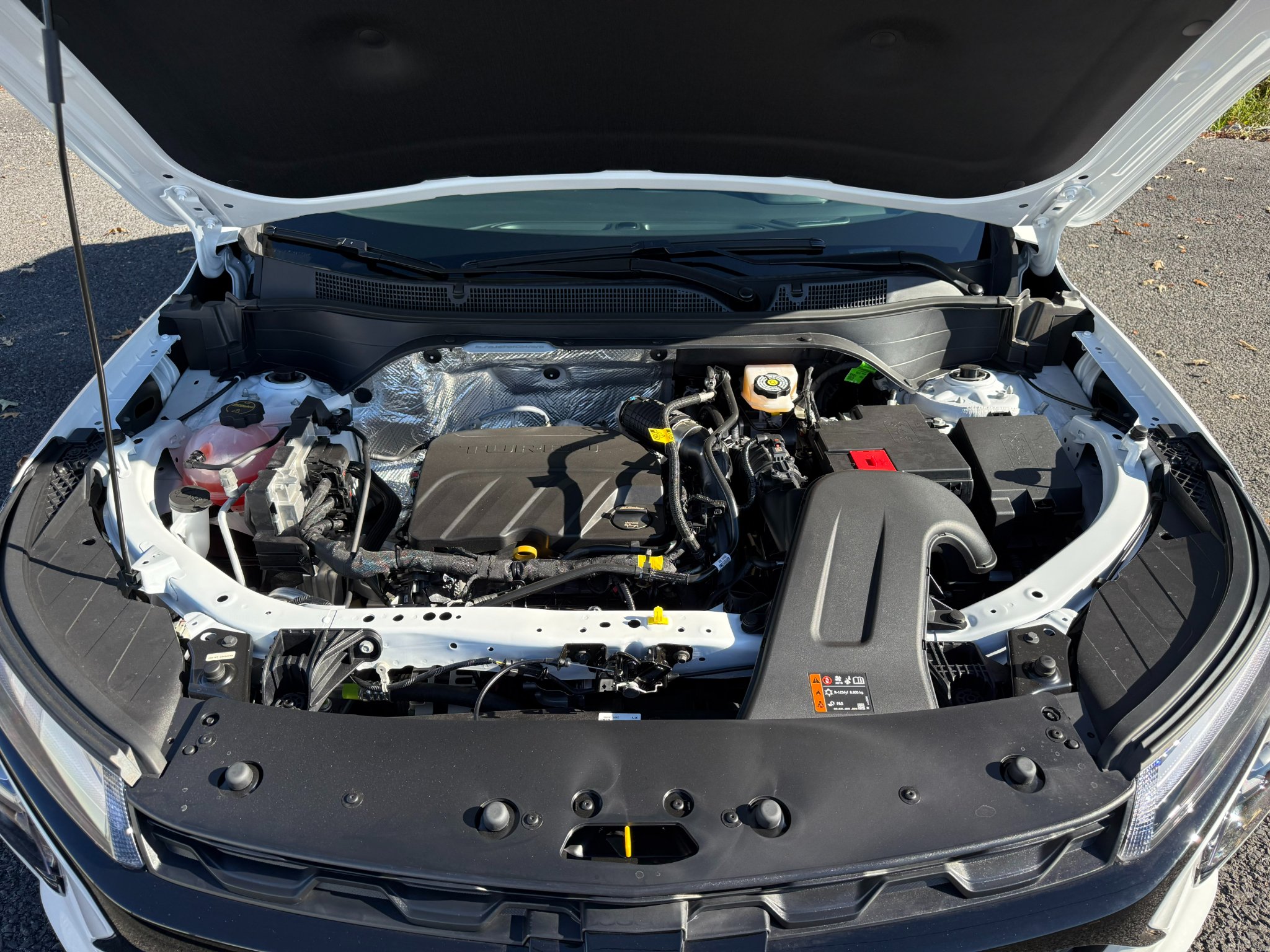 New 2026 Summit White Chevrolet LT image 16