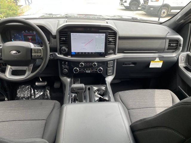 New 2026 Carbonized Gray Metallic Ford XLT image 11