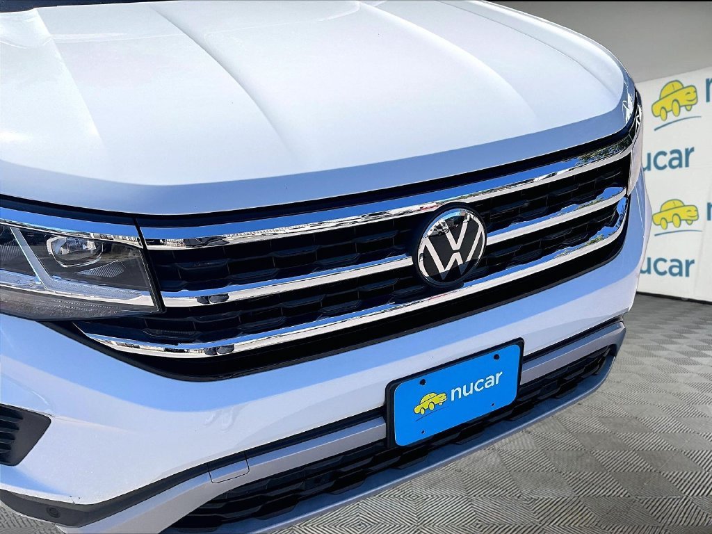 Used 2023 Pure White Volkswagen 2.0T SE w/Technology image 33