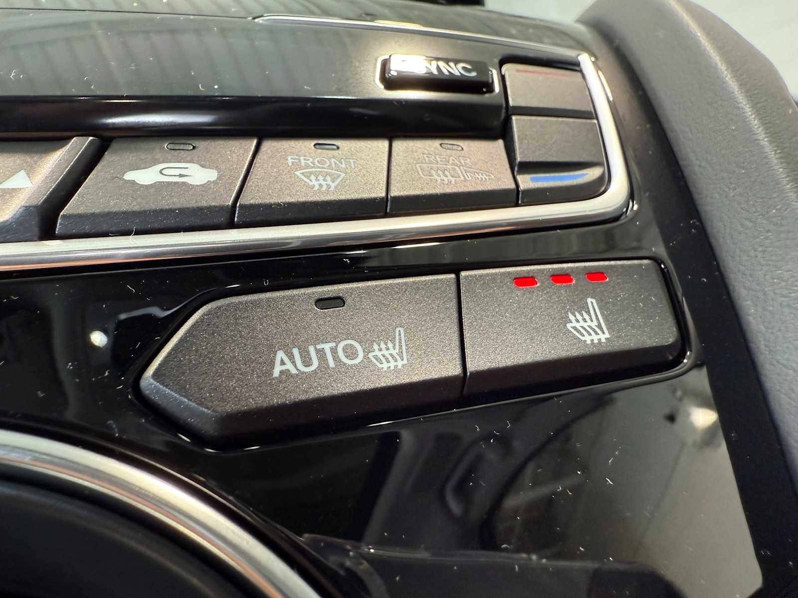 New 2026 Platinum White Pearl Acura w/Technology Package image 19