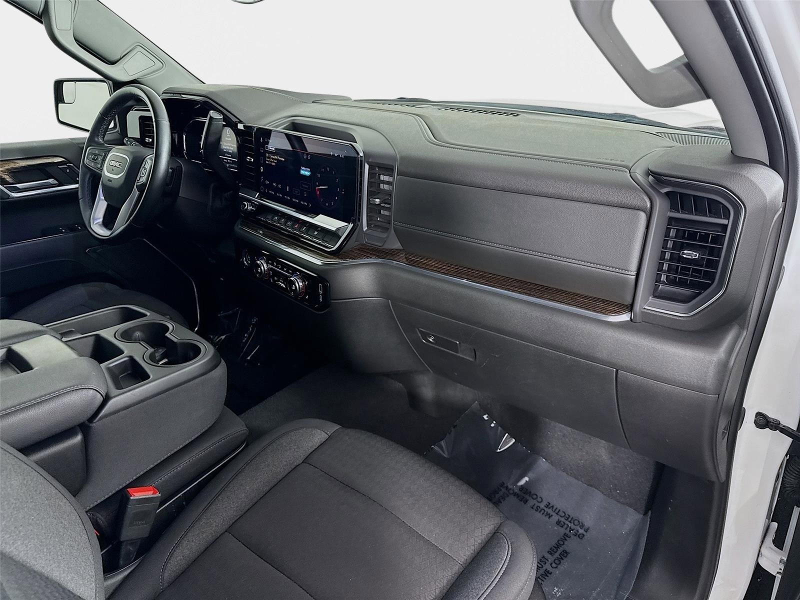 Used 2024 Summit White GMC Elevation image 28