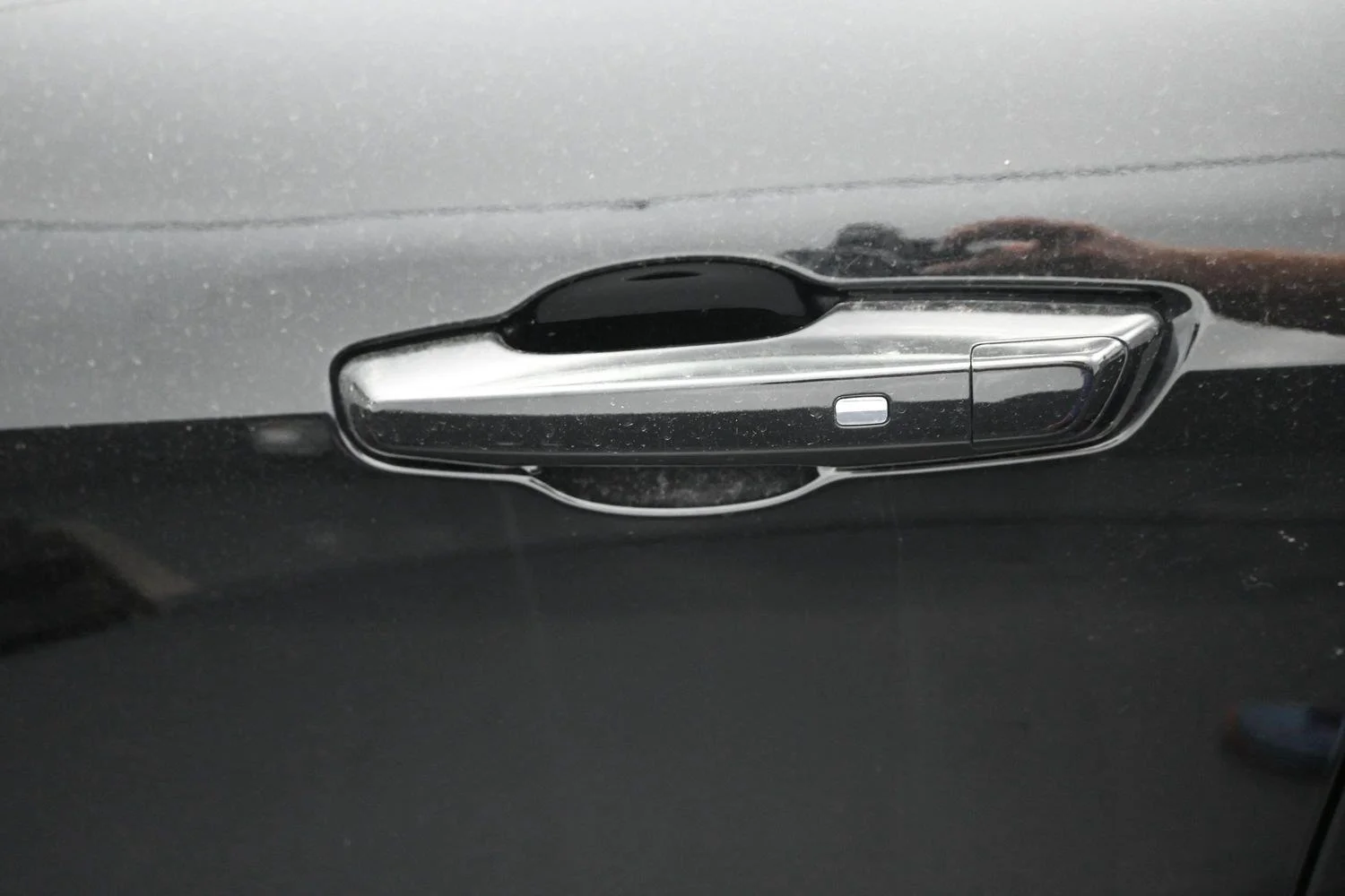 Used 2024 Mosaic Black Metallic Chevrolet RS image 21