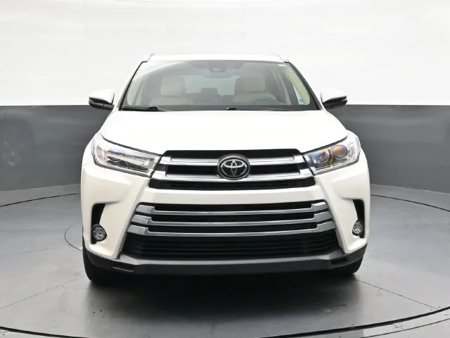 Used 2018 White Toyota Limited image 11