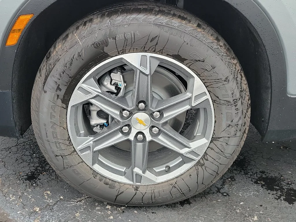 New 2026 Sterling Gray Metallic Chevrolet 2LT image 5