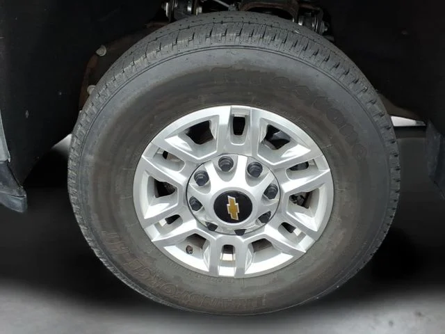 Certified Used 2025 White Chevrolet LT image 18