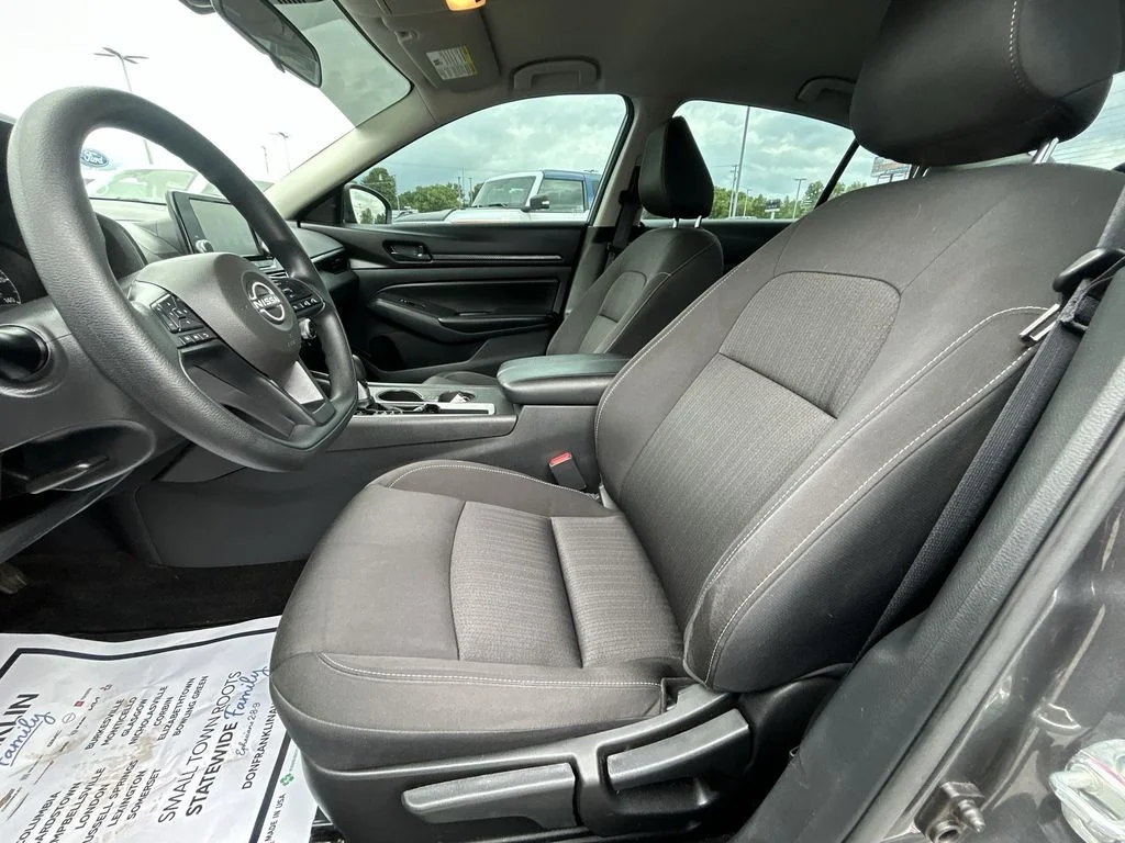 Used 2023 Gray Nissan 2.5 S image 17