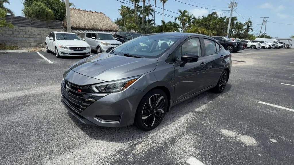 Used 2024 Gray Nissan 1.6 SR image 4
