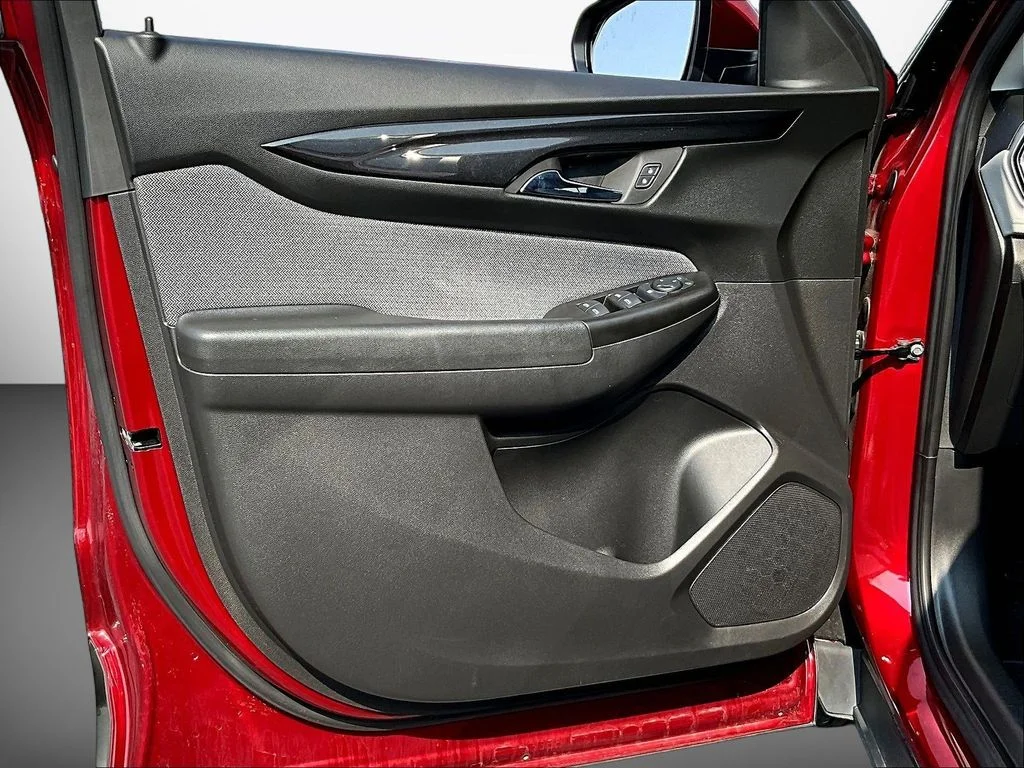 Used 2024 Crimson Chevrolet LT image 19