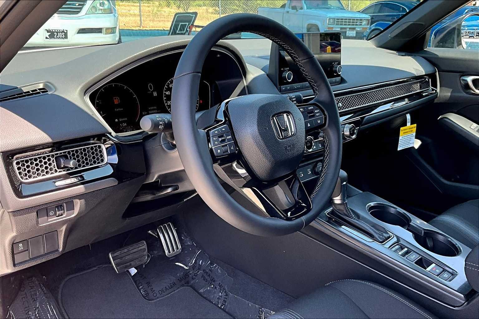 2026 Honda Civic Hatchback Sport - Photo 8