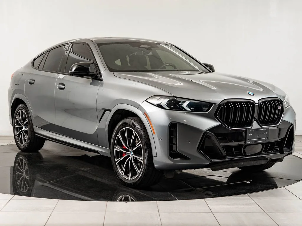 Used 2024 Skyscraper Grey Metallic BMW M60i image 12