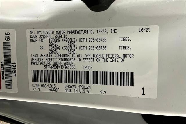 Certified Used 2026 WIND CHILL PEARL Toyota  image 33