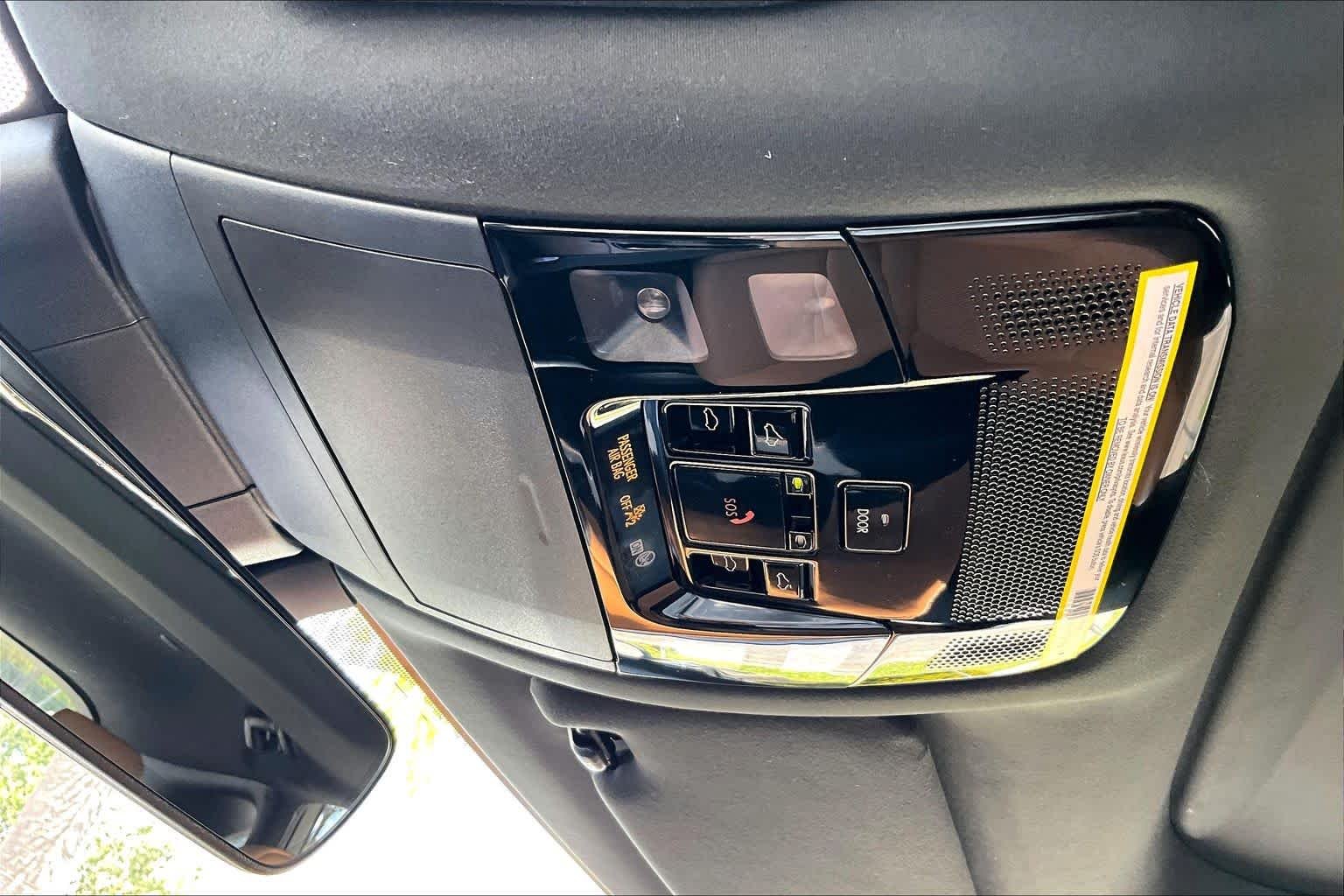 Used 2023 Iridium Lexus Premium image 32