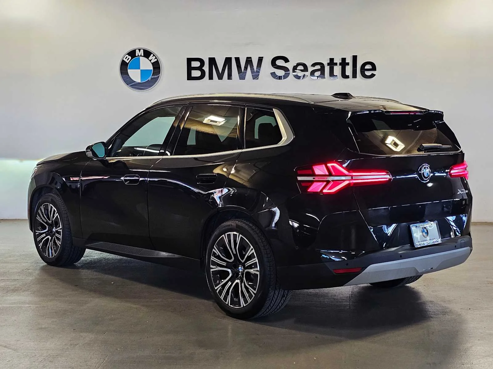 Certified Used 2025 Black Sapphire Metallic BMW 30 xDrive image 5