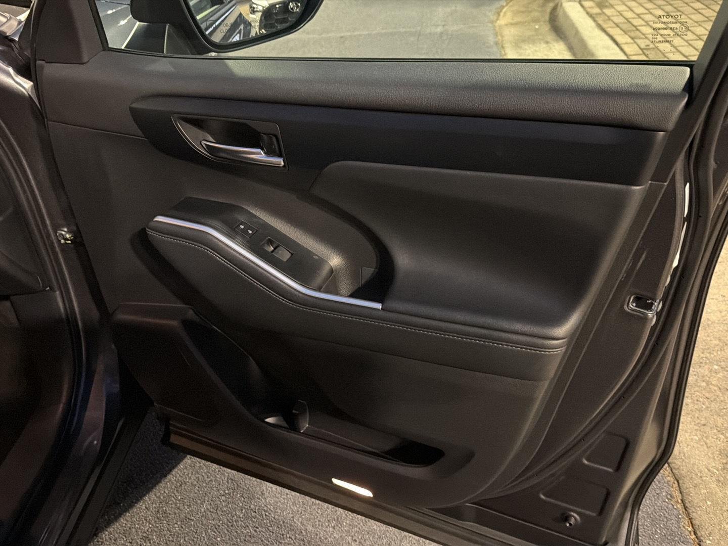 Used 2025 Magnetic Gray Metallic Toyota XSE image 15