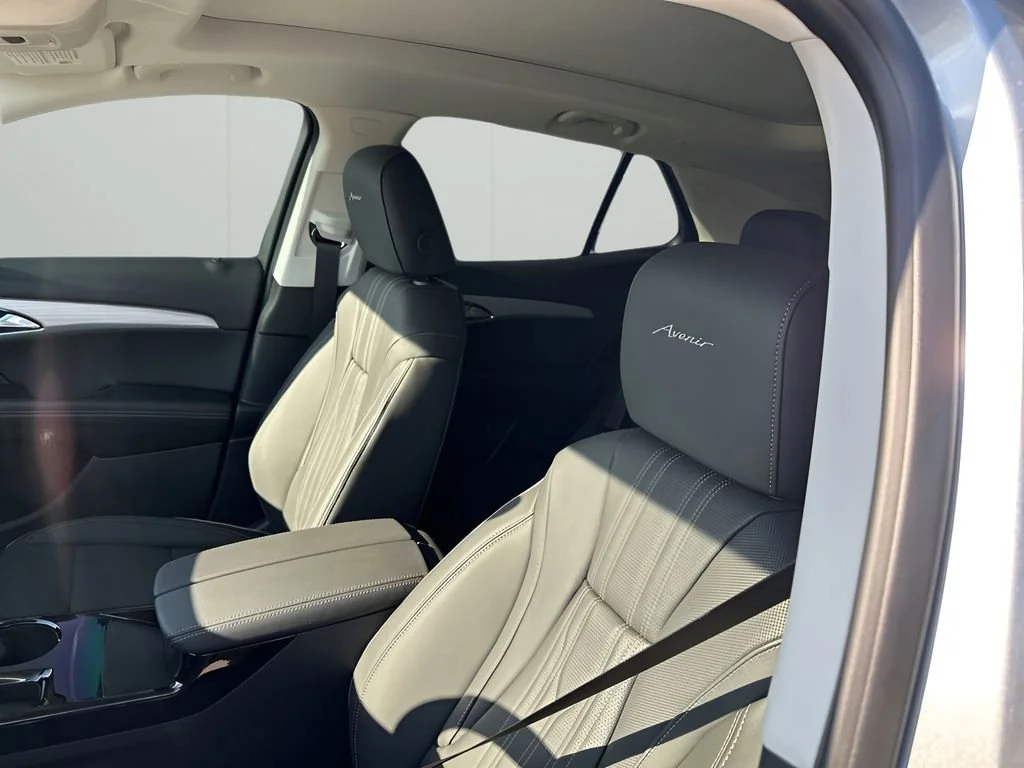 2026 Buick Envision Avenir - Photo 25