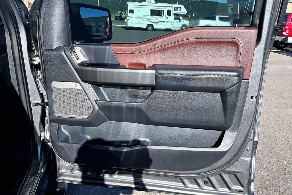 Used 2022 Gray Ford Lariat image 25