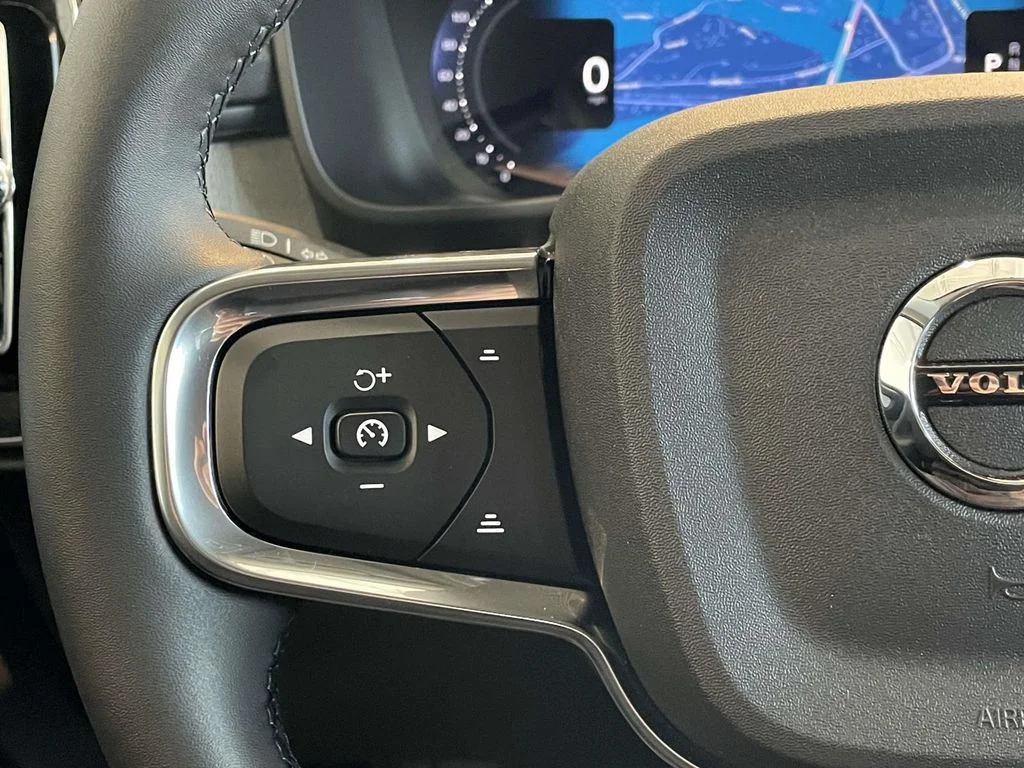 2026 Volvo XC40 Core - Photo 36