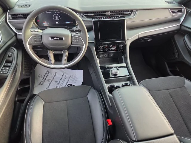 Used 2024 White Jeep Altitude X image 10