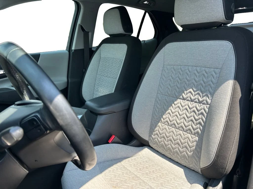 Used 2023 Sterling Gray Metallic Chevrolet LT image 25