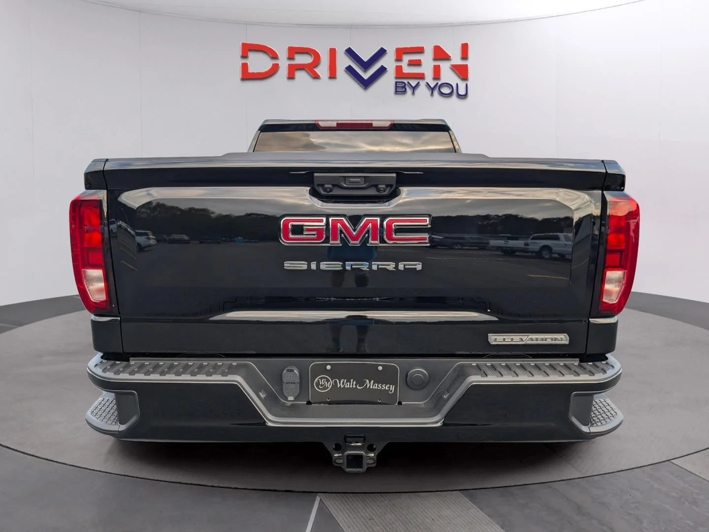 New 2026 Onyx Black GMC Elevation image 4