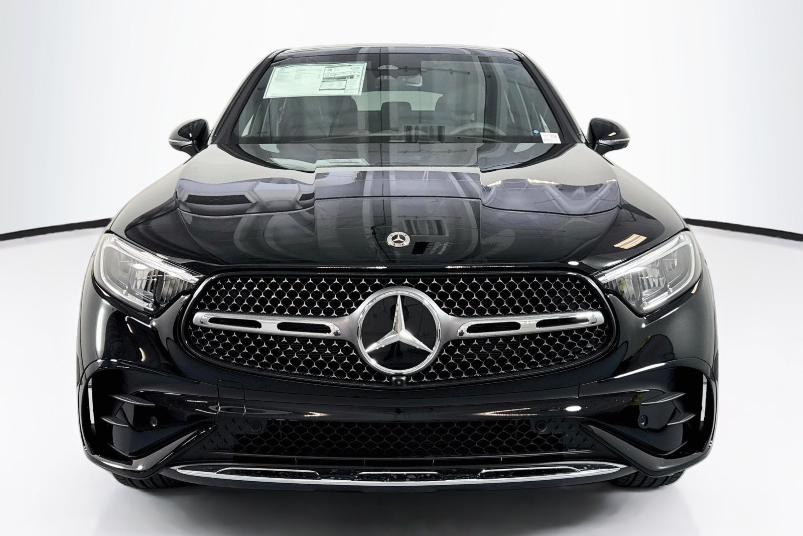 New 2027 Black Mercedes-Benz GLC 300 image 2