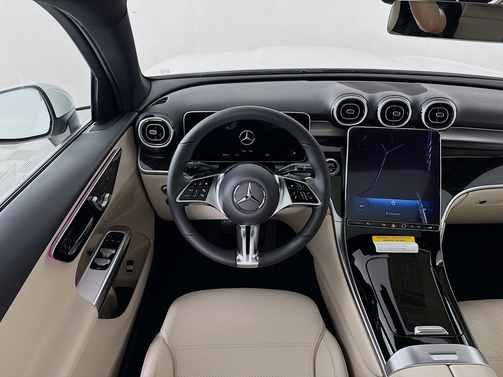 New 2026 Polar White Mercedes-Benz GLC 300 image 22