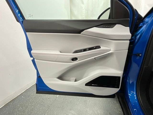 New 2026 Hydro Blue Pearl-Coat Exterior Paint Jeep Overland image 9