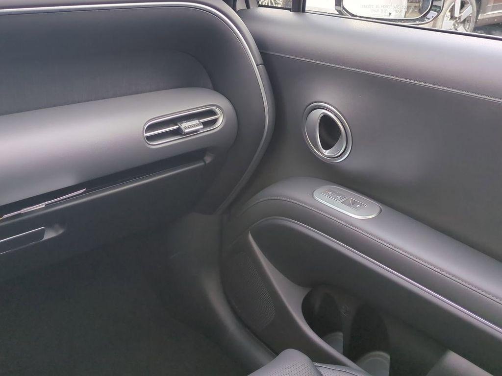 New 2026 White Hyundai SEL Premium FWD image 20