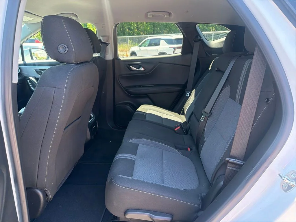 Used 2023 White Chevrolet LT image 25