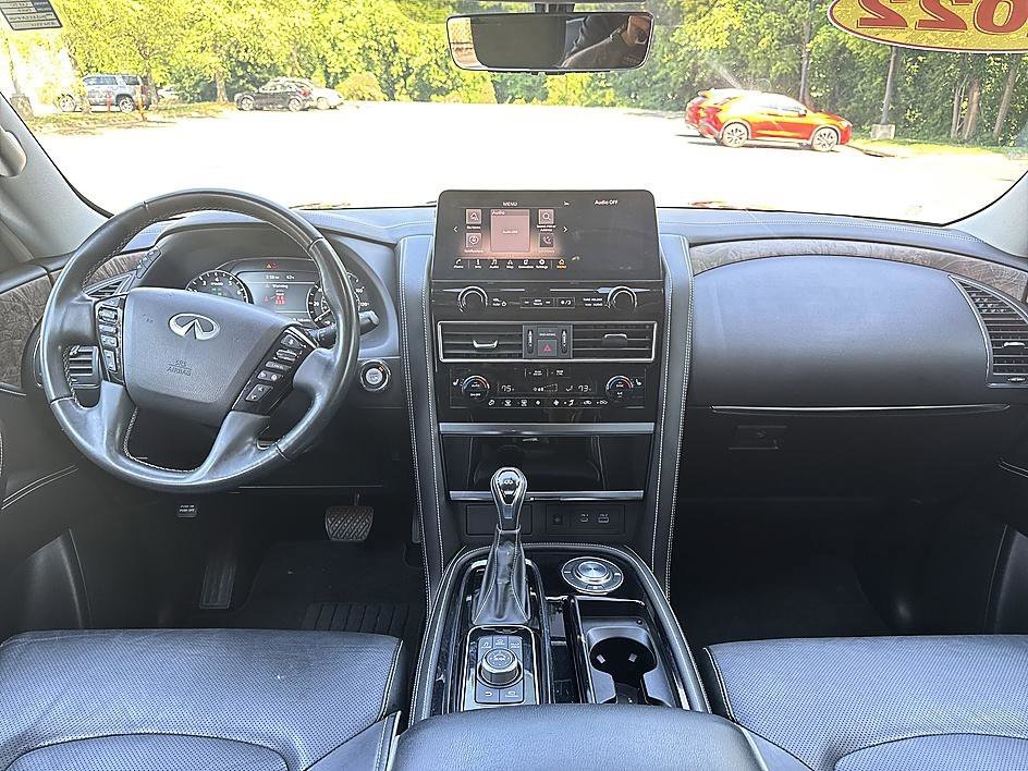 Used 2022 Mineral Black INFINITI PREMIUM SELECT image 19