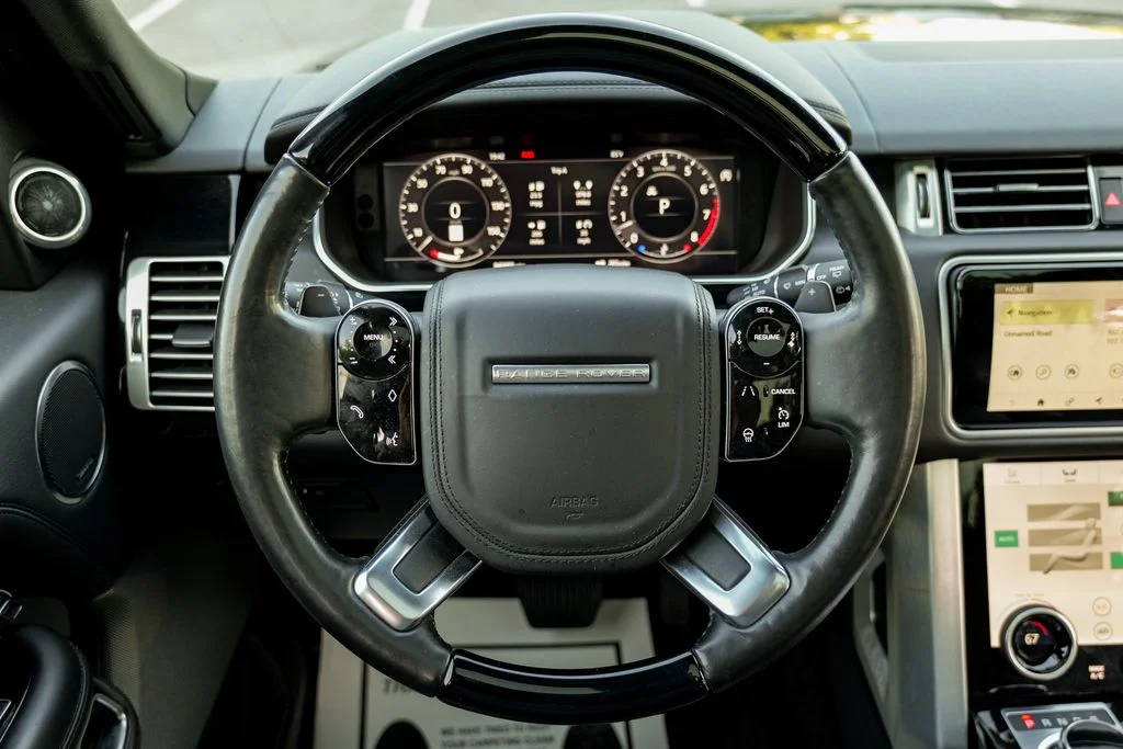 Used 2020 Santorini Black Metallic Land Rover HSE image 45