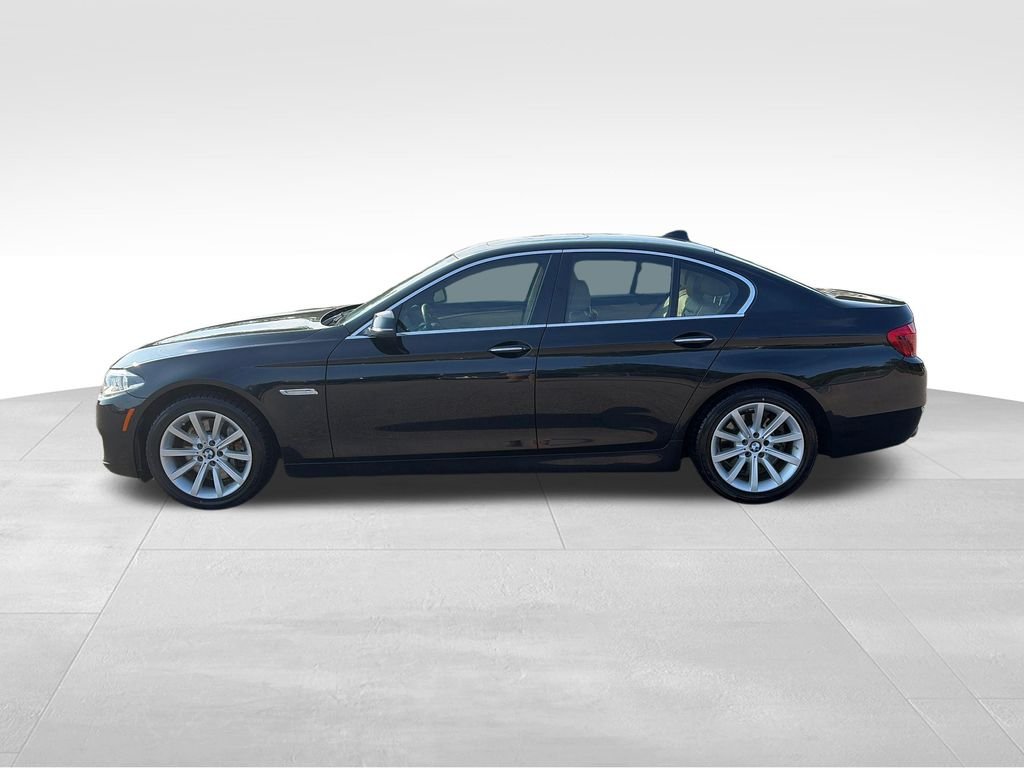 Used 2014 Jet Black BMW 535d image 2