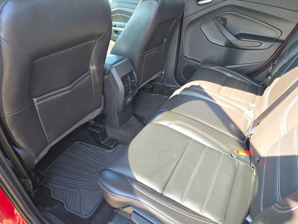 Used 2018 Red Ford SEL image 20