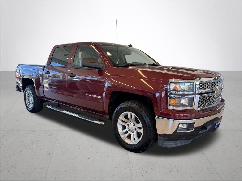 Used 2014 Red Chevrolet LT image 5