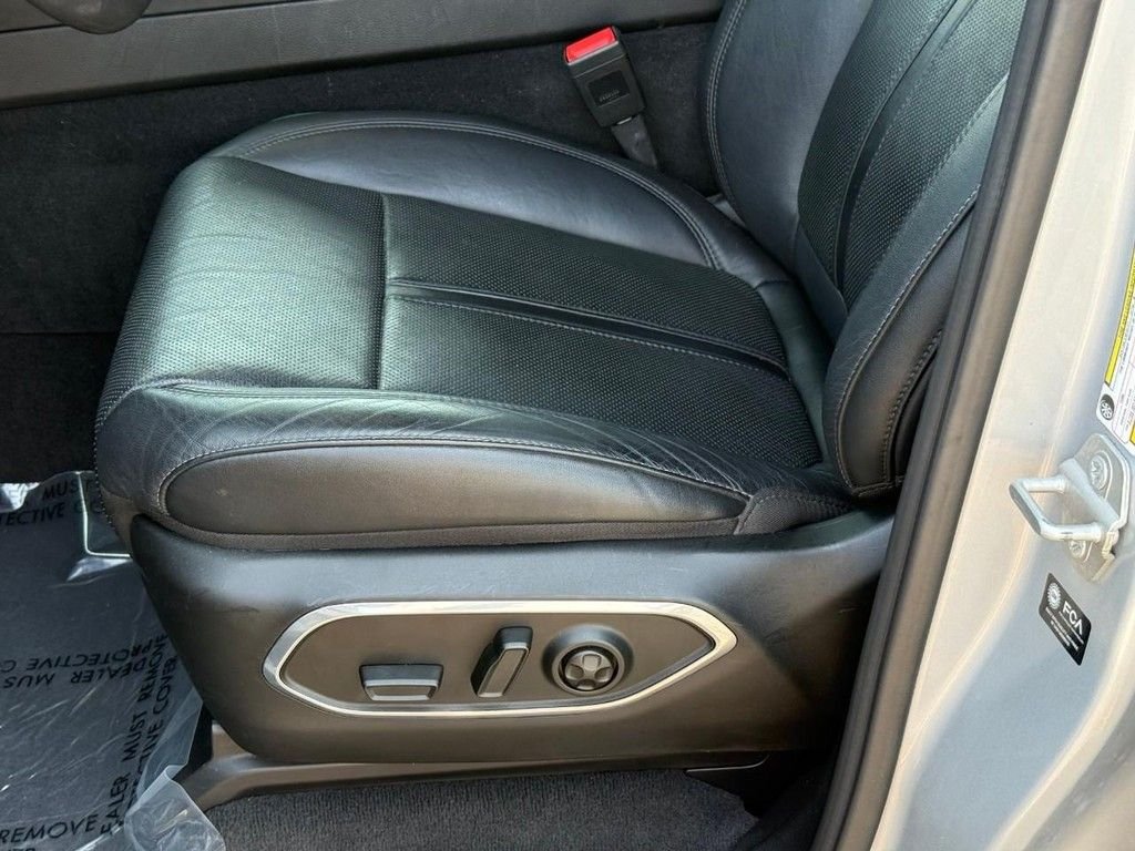 Used 2023 Silver Jeep Series II image 20