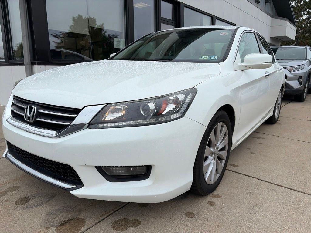 Used 2015 Honda Accord EX-L with VIN 1HGCR2F8XFA081492 for sale in Kalamazoo, MI