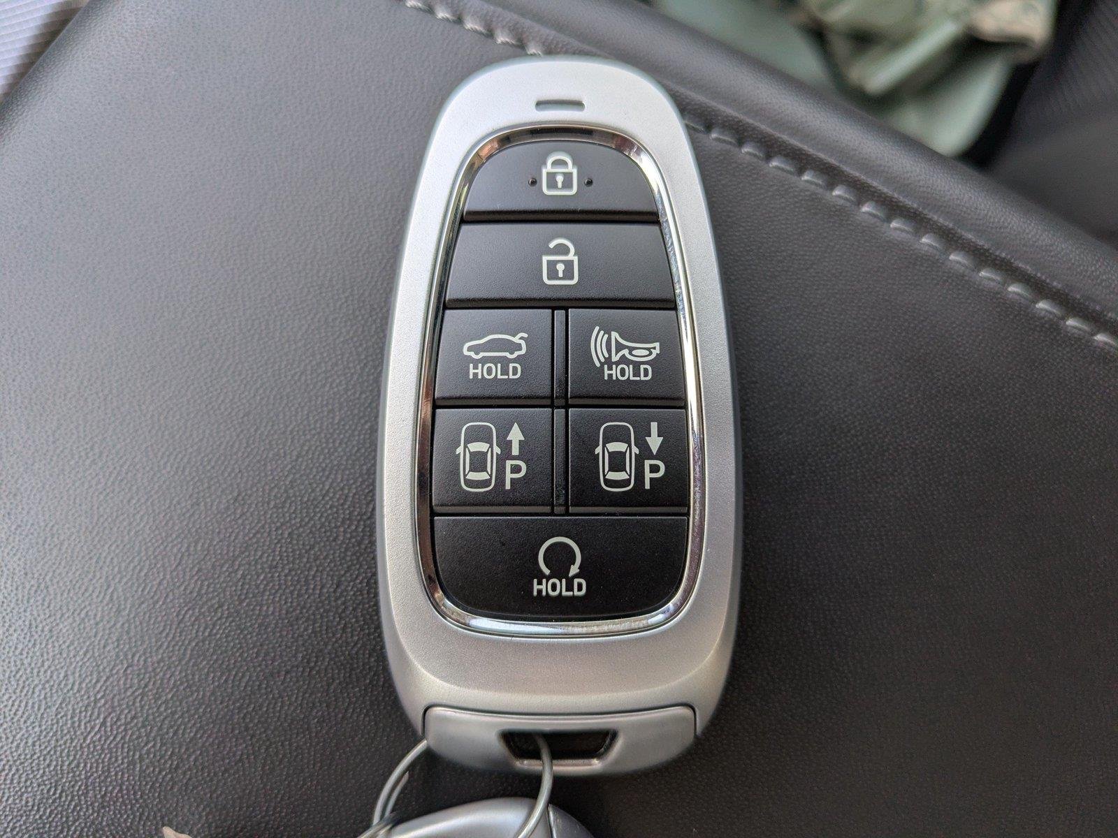 Used 2023 Onyx Black Hyundai Limited image 29