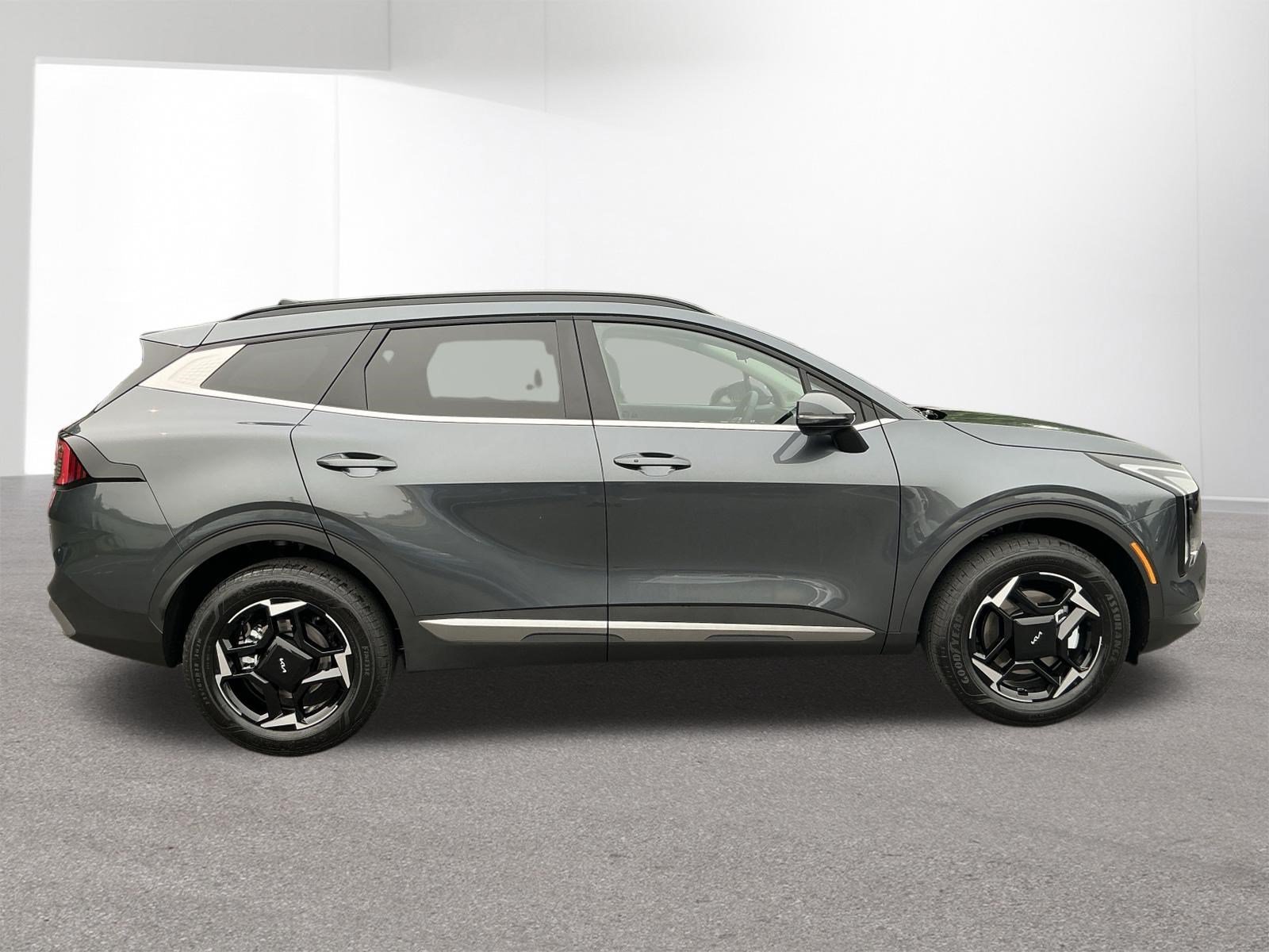 New 2027 Gravity Gray Kia EX image 2