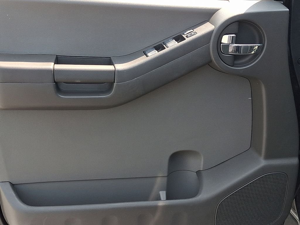 Used 2011 Black Nissan S image 14